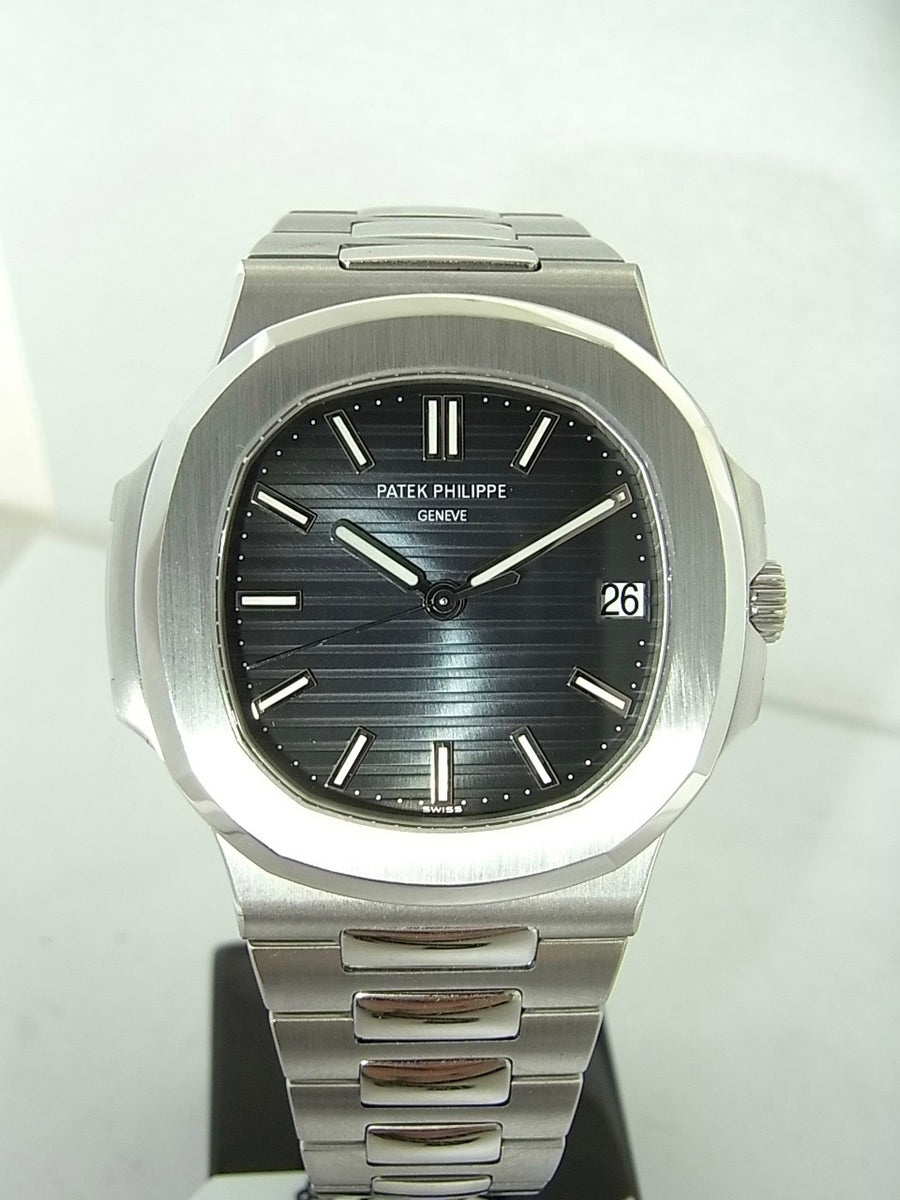 Patek Philippe Nautilus – Swiss Watch Box