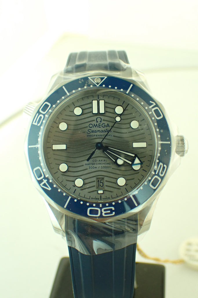Omega Seamaster Diver 300